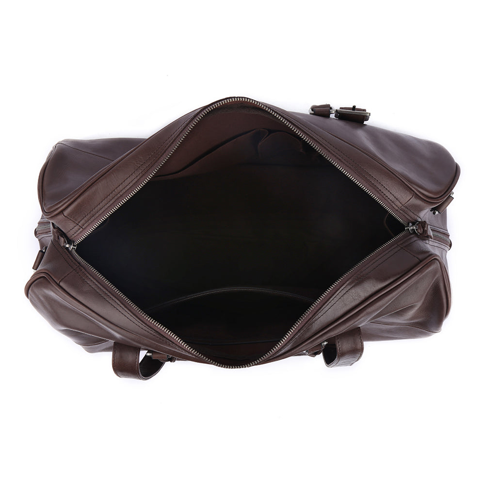 Open main compartment of the coffee leather weekender